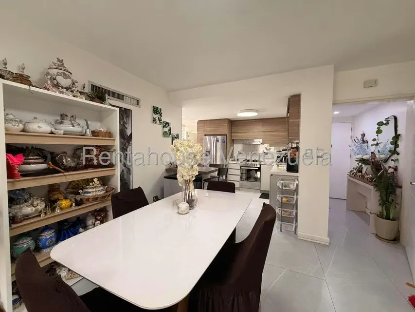 Apartamento (1 Nivel) en Venta en Campo Alegre, Distrito Metropolitano - 5