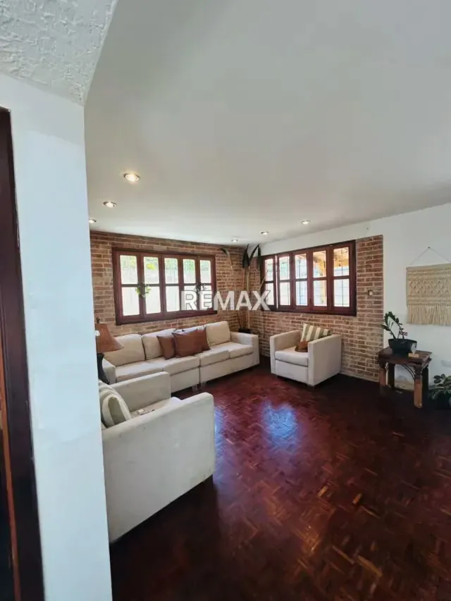 Venta casa en la urbanización PREBO III - 6