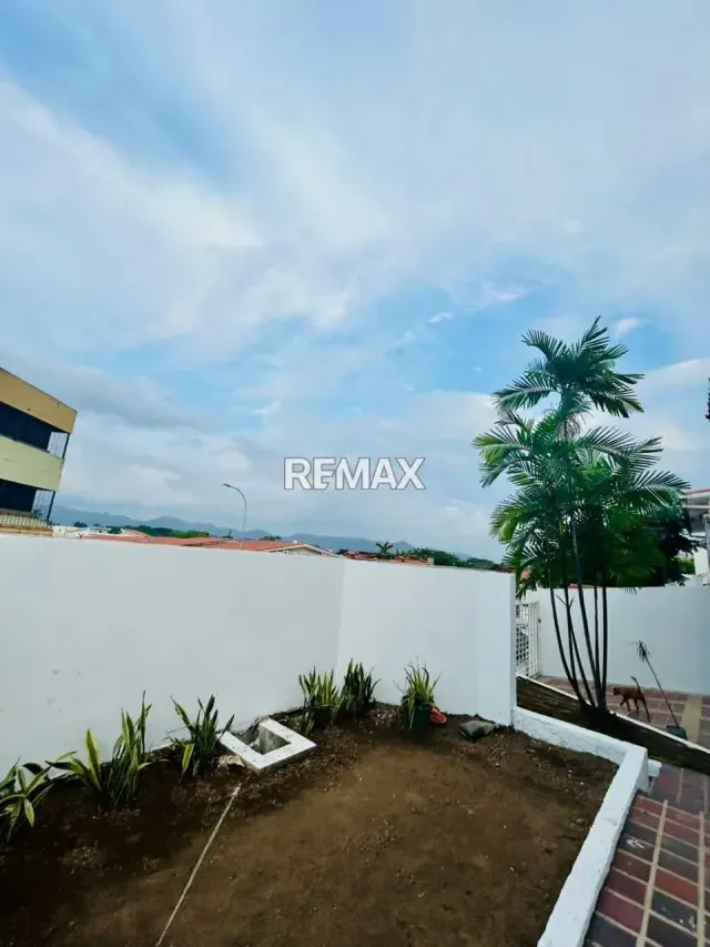 Venta casa en la urbanización PREBO III - 9