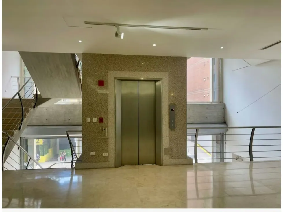 Vendo edificio c/ terraza 2080m2 Las Mercedes 4775 - 5