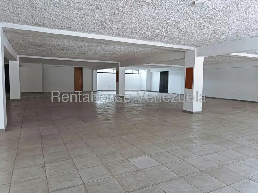 Comercial (Local Comercial) en Alquiler en Club Hipico, Miranda