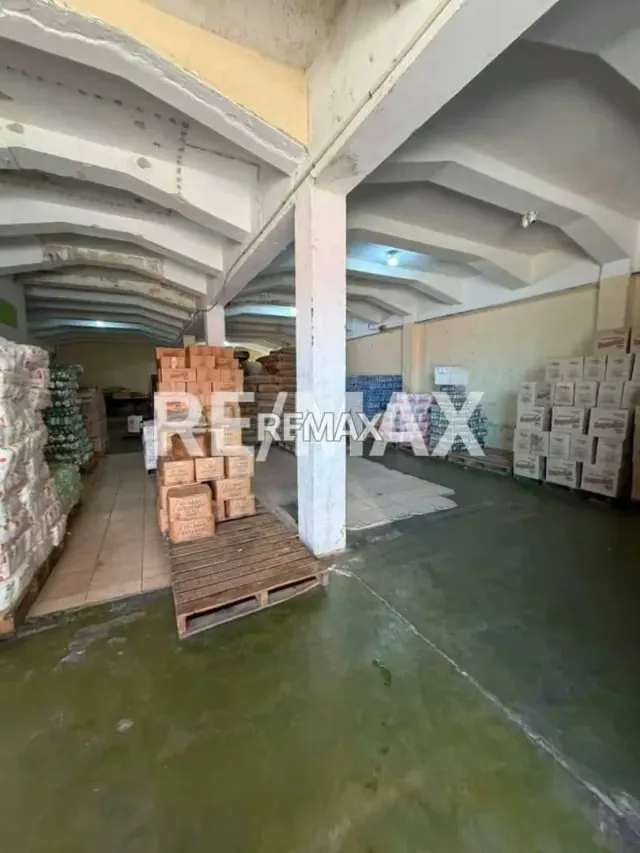 Local Galpón comercial en venta - 4