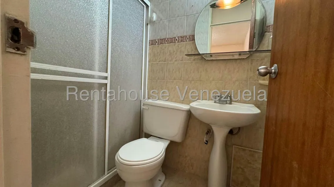 Apartamento (1 Nivel) en Venta en La Montaña, Aragua - 13