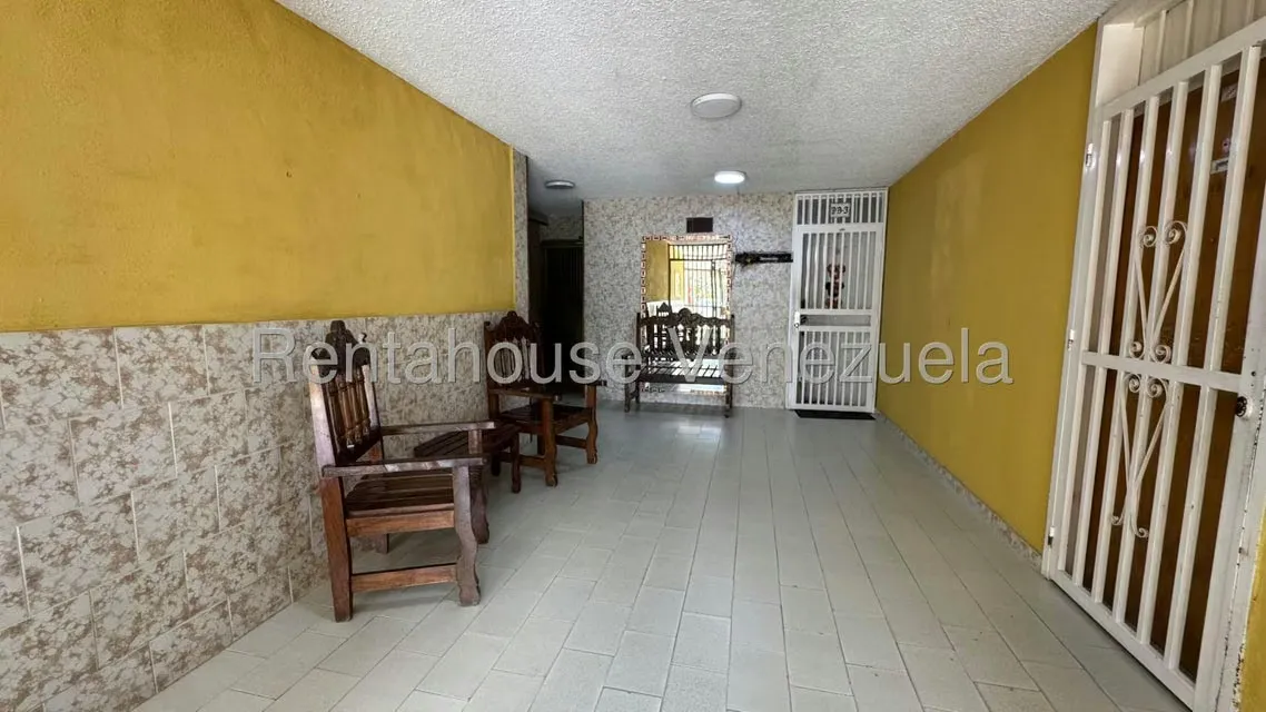 Apartamento (1 Nivel) en Venta en La Montaña, Aragua - 3