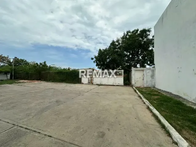 Potencial Terreno en Circuito Cerrado, Casco Central de Ciudad Ojeda - 2