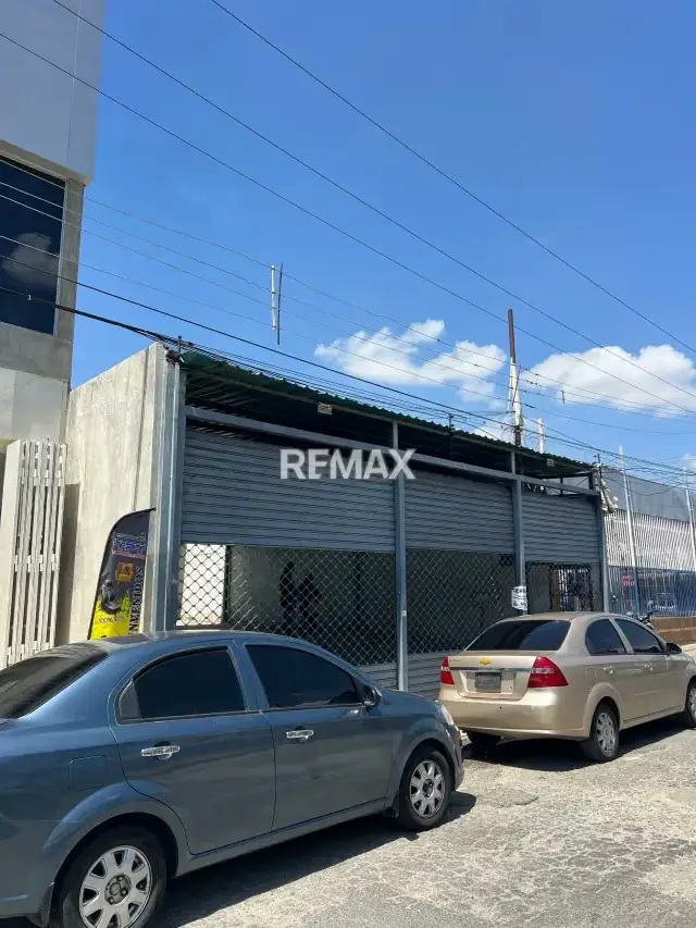 VENDO LOCAL COMERCIAL TIPO GALPÓN EN SATA ROSA