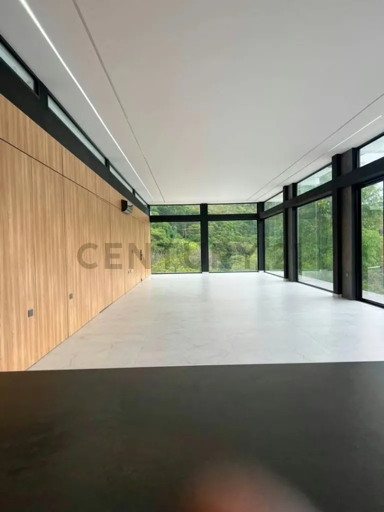 Venta Casa de lujo en Poligono de Tiro Urb Piedra del Jurungo - 9