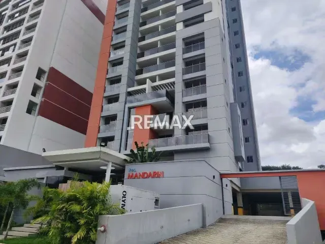 Venta de Apartamento Res Mandarin Urb Valle de Camoruco - 3