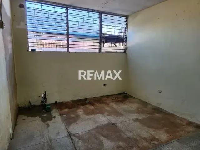 Se ALquila local en Los Aceitunos Avenida 69A entre calle 79 y 79D ( Detrás de la bomba de los aceitunos) - 3