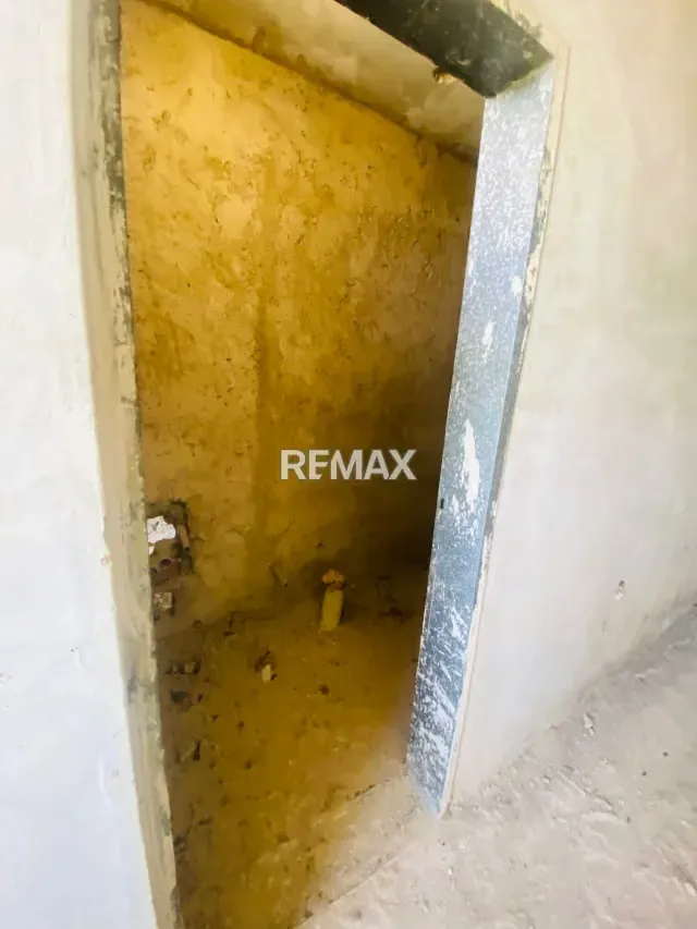 En Venta Edificio de 3 pisos en obra gris - 11