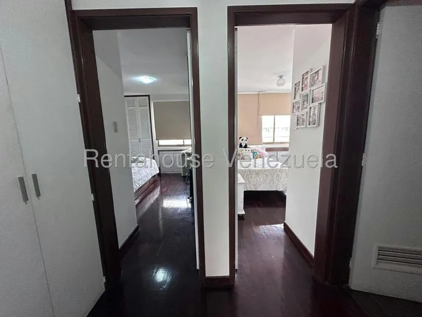 Apartamento (1 Nivel) en Venta en Los Samanes, Distrito Metropolitano - 17