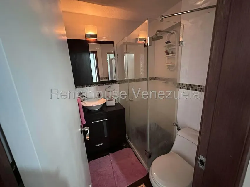 Apartamento (1 Nivel) en Venta en Los Samanes, Distrito Metropolitano - 20