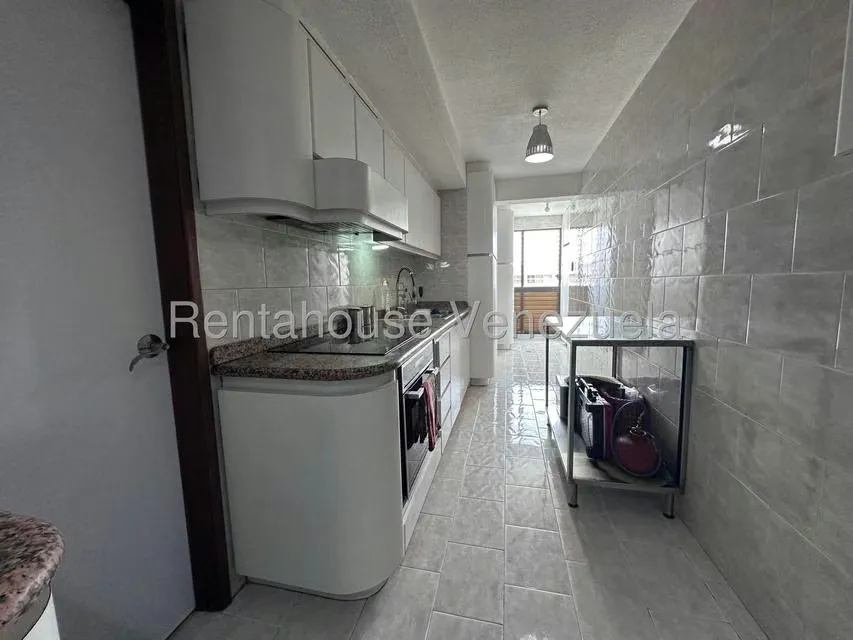 Apartamento (1 Nivel) en Venta en Los Samanes, Distrito Metropolitano - 25