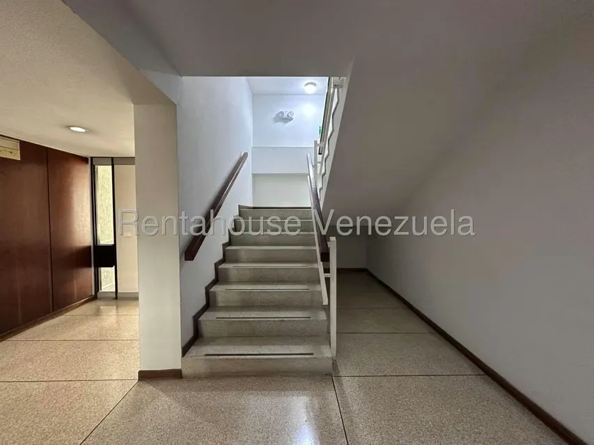 Apartamento (1 Nivel) en Venta en Los Samanes, Distrito Metropolitano - 33