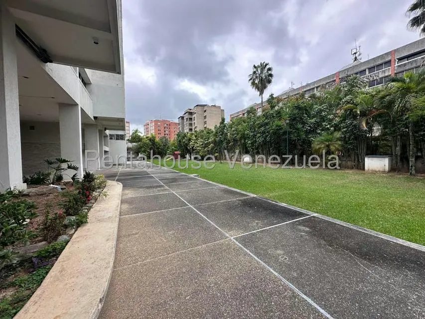 Apartamento (1 Nivel) en Venta en Los Samanes, Distrito Metropolitano - 40