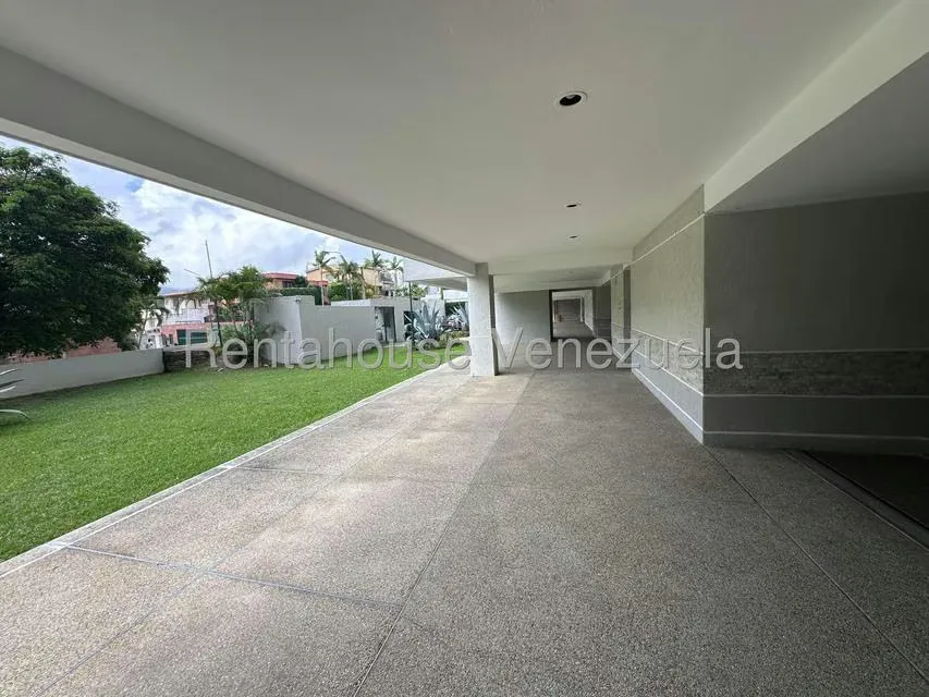 Apartamento (1 Nivel) en Venta en Los Samanes, Distrito Metropolitano - 41