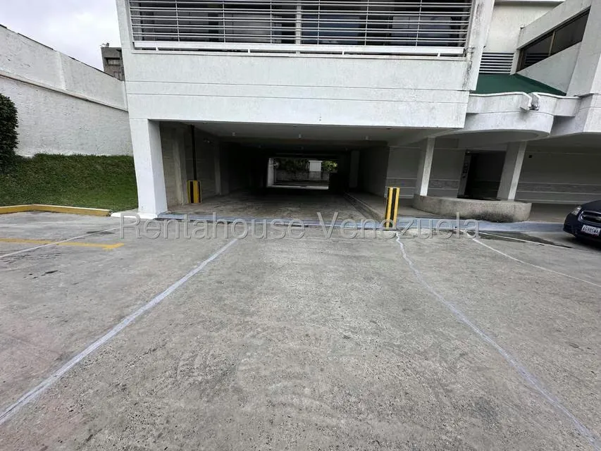 Apartamento (1 Nivel) en Venta en Los Samanes, Distrito Metropolitano - 50
