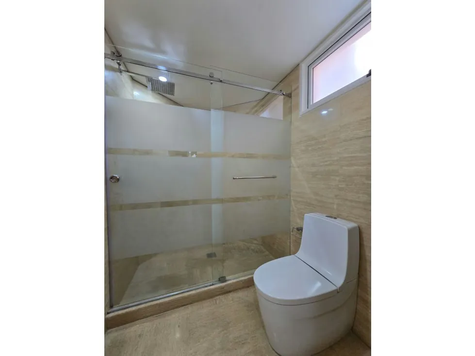 APARTAMENTO EN VENTA 215 M2- URB. CAMPO ALEGRE - 12