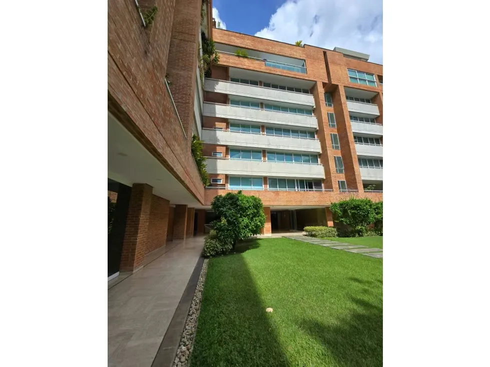 APARTAMENTO EN VENTA 215 M2- URB. CAMPO ALEGRE - 21