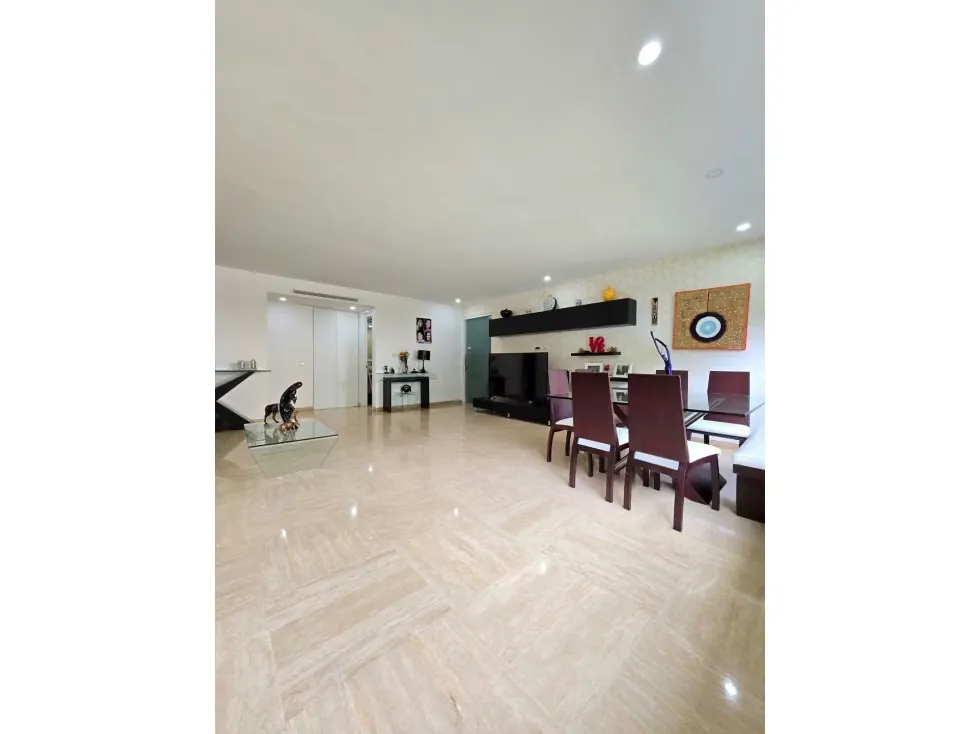 APARTAMENTO EN VENTA 215 M2- URB. CAMPO ALEGRE - 4