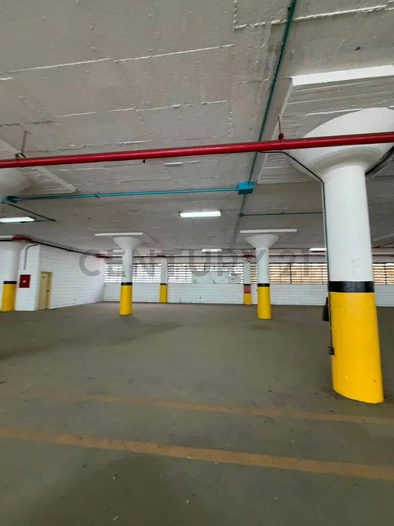 Excelente Planta Industrial de 1.537 m² en Ruiz Pineda, Caricuao - 13