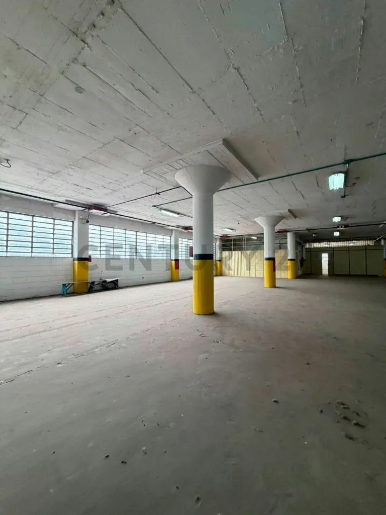 Excelente Planta Industrial de 1.537 m² en Ruiz Pineda, Caricuao - 16
