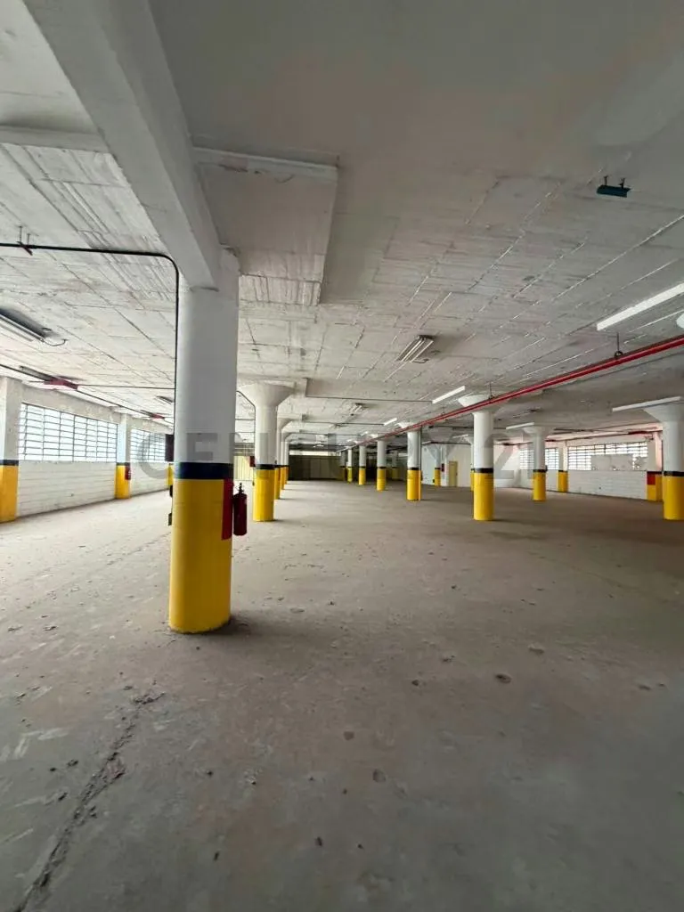 Excelente Planta Industrial de 1.537 m² en Ruiz Pineda, Caricuao - 18