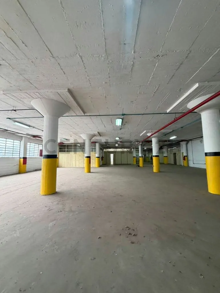 Excelente Planta Industrial de 1.537 m² en Ruiz Pineda, Caricuao - 20