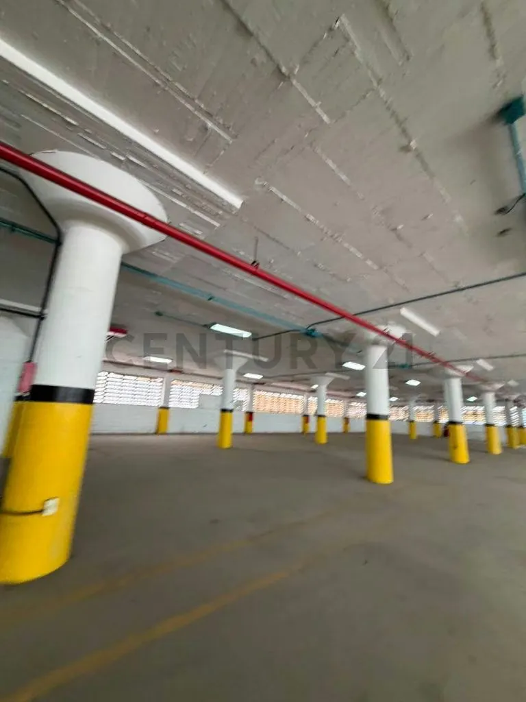 Excelente Planta Industrial de 1.537 m² en Ruiz Pineda, Caricuao - 22