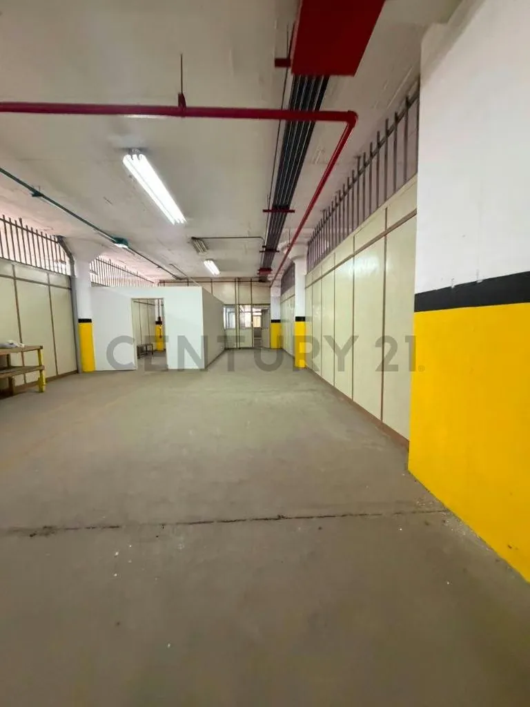Excelente Planta Industrial de 1.537 m² en Ruiz Pineda, Caricuao - 7