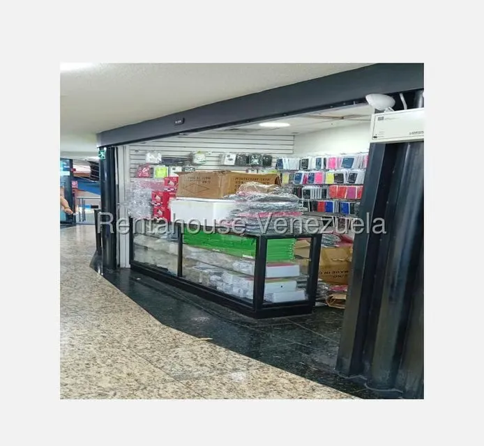 Local Comercial en Alquiler en El Recreo, Distrito Metropolitano - 8