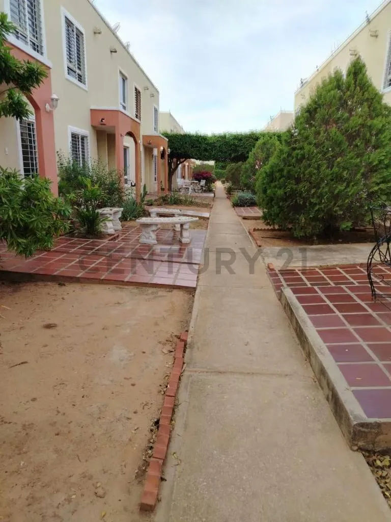 Townhouse en alquiler Urb. Caminos de La Lagunita III etapa Maracaibo Zulia - 6