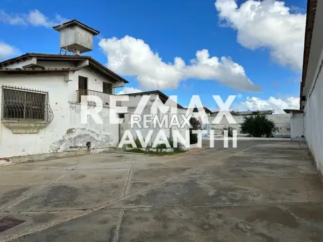 Casa en Venta, Urb. Santa Irene.