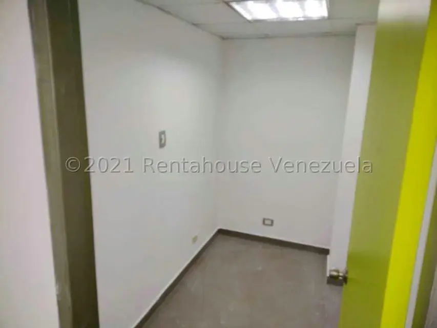 Oficina en Venta en Sabana Grande, Distrito Metropolitano - 11