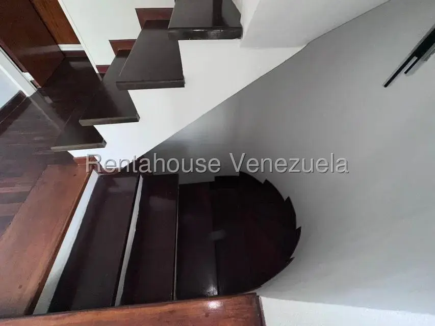 Apartamento (Penthouse) en Venta en La Florida, Distrito Metropolitano - 13