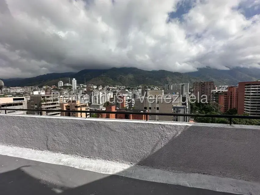 Apartamento (Penthouse) en Venta en La Florida, Distrito Metropolitano - 27