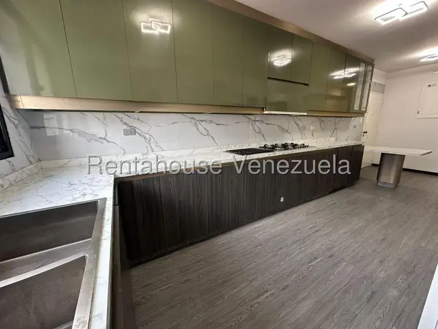Apartamento (Penthouse) en Venta en La Florida, Distrito Metropolitano - 10