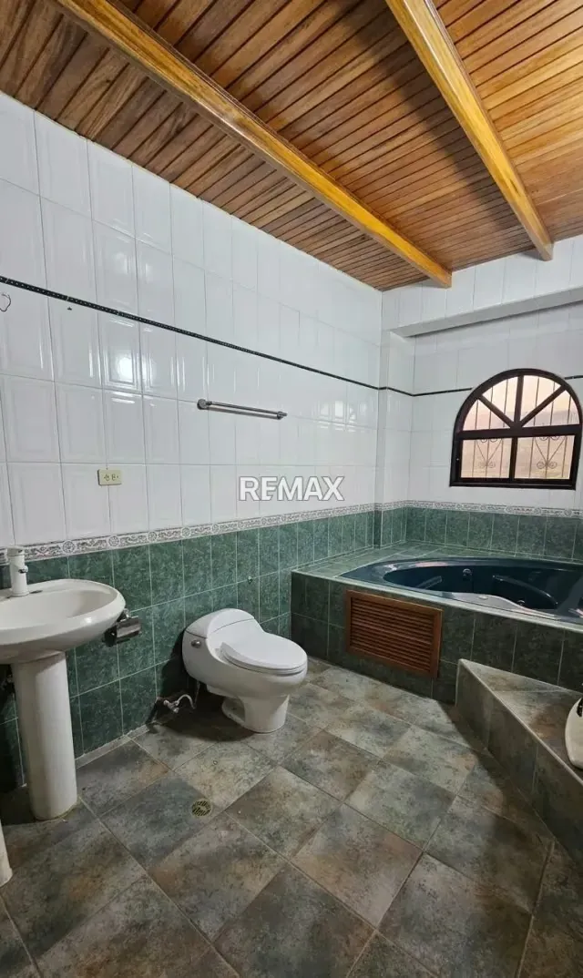 CASA EN VENTA VILLA PALERMO EN EXCLUSIVA Ubicación: Conjunto Residencial Villa Palermo, San Cristóbal - 11
