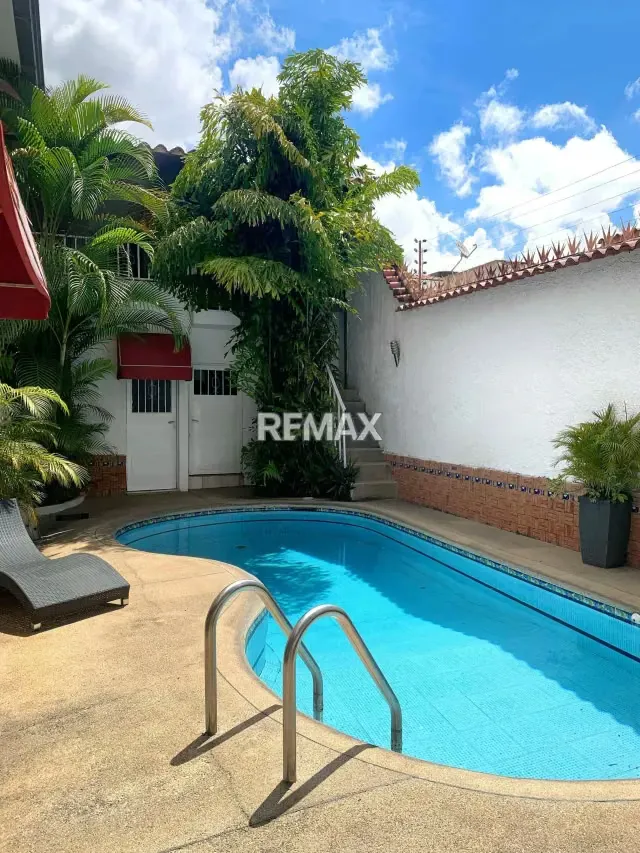 CASA EN VENTA PREBO II CALLE CERRADA PISCINA - 16