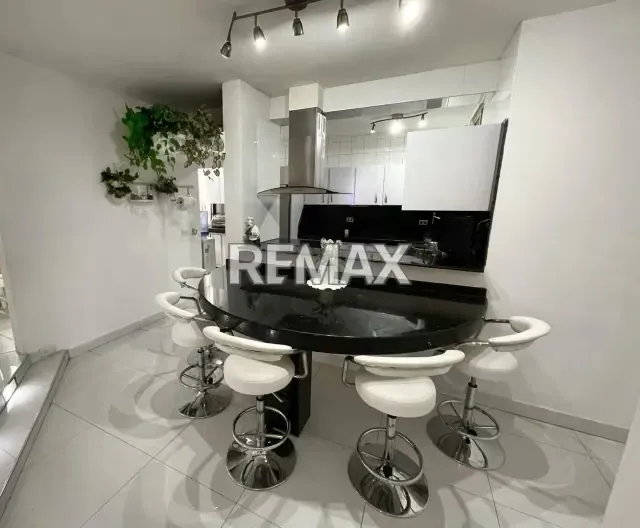 CASA EN VENTA PREBO II CALLE CERRADA PISCINA - 2