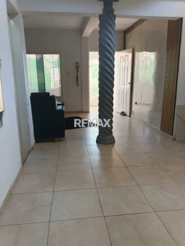 CASA EN VENTA URB. JOSE FELIX RIBAS - 4