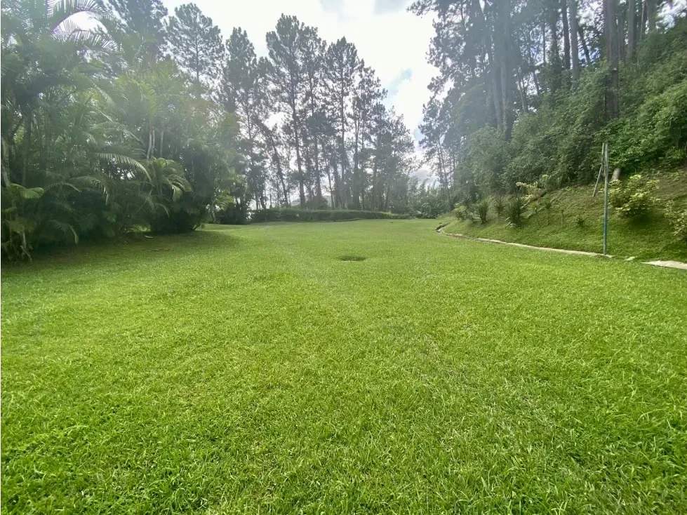 Vendo apartamento 310m2 La Lagunita Country Club 1938 - 19