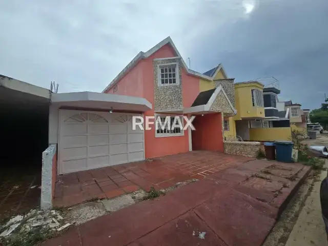 TOWN HOUSE EN VENTA EN TAMARE