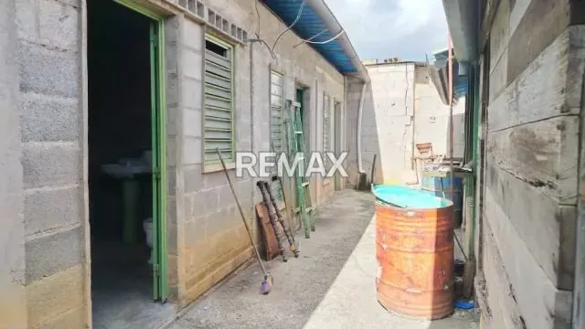 VENTA CASA DE MADERA Y BLOQUE EN EL CUJI, SECTOR SABANA GRANDE - 3