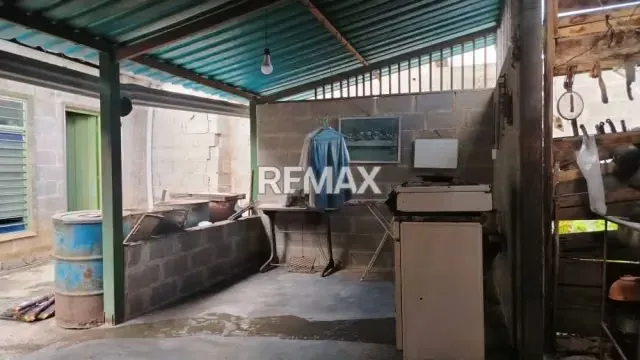 VENTA CASA DE MADERA Y BLOQUE EN EL CUJI, SECTOR SABANA GRANDE - 6