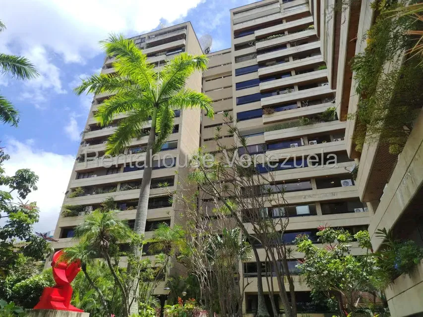 Apartamento (1 Nivel) en Alquiler en Santa Eduvigis, Distrito Metropolitano