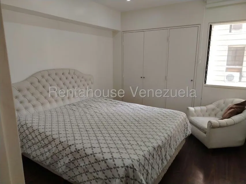 Apartamento (1 Nivel) en Alquiler en Santa Eduvigis, Distrito Metropolitano - 16