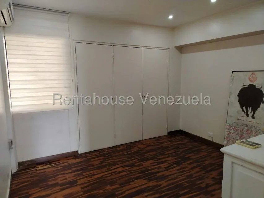 Apartamento (1 Nivel) en Alquiler en Santa Eduvigis, Distrito Metropolitano - 18