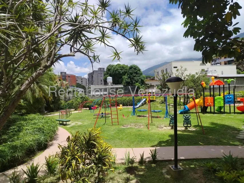 Apartamento (1 Nivel) en Alquiler en Santa Eduvigis, Distrito Metropolitano - 21
