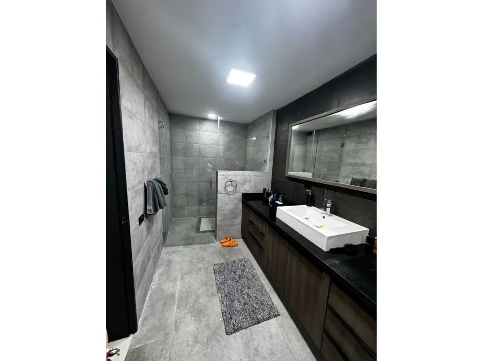 Vendo apartamento 350m2 Colinas de Valle Arriba 1822 - 22